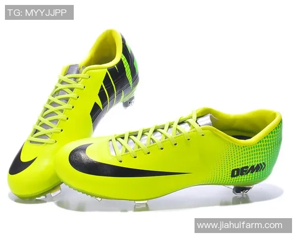 为热爱足球的你推荐一双舒适耐磨的足球鞋，助你在球场上尽情挥洒激情与汗水